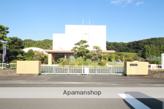 小学校　土方小学校（小学校）まで2537m