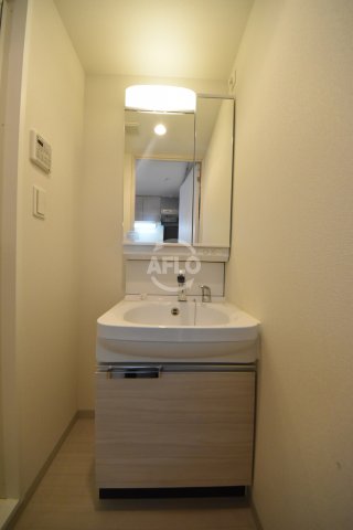 洗面設備　プレサンス扇町駅前　洗面台