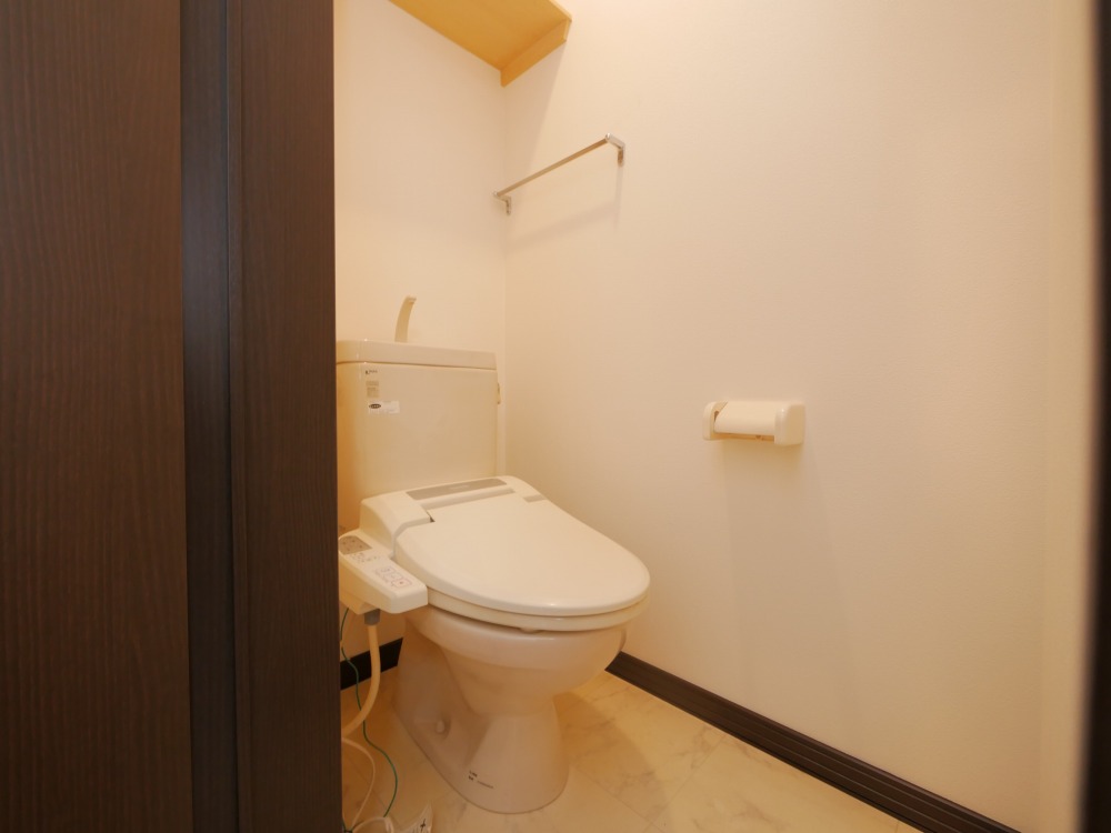 トイレ　コンパクトで使いやすいトイレです