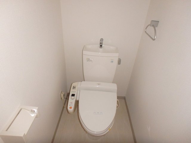 トイレ　参考写真