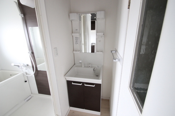 洗面設備　※別部屋の写真です