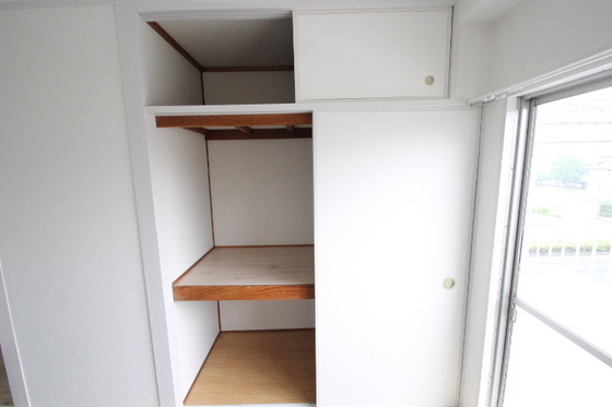 収納　※別部屋の写真です
