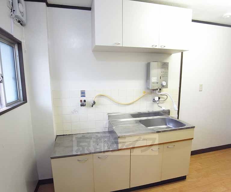 キッチン　２口ガスコンロ設置可能！