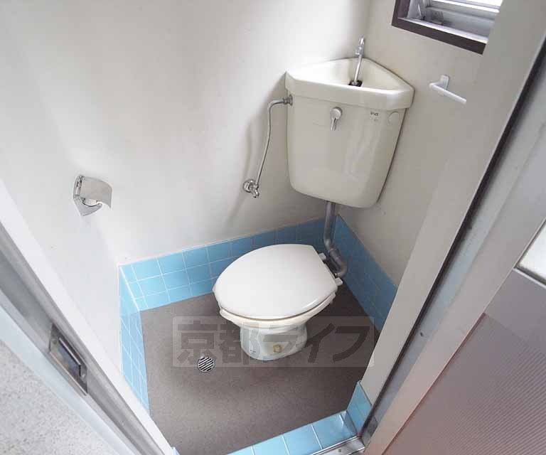 トイレ　清潔感のある水周り
