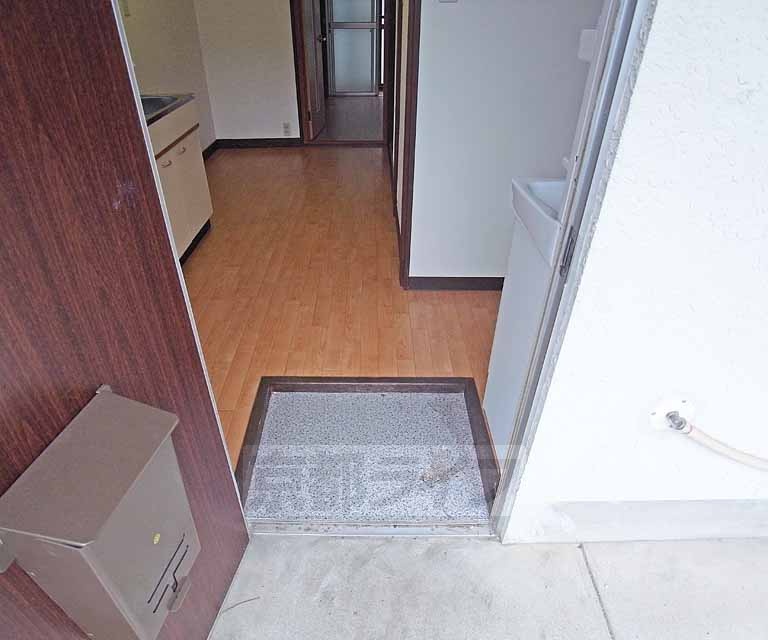 玄関　・お問い合わせは京都ライフまで・