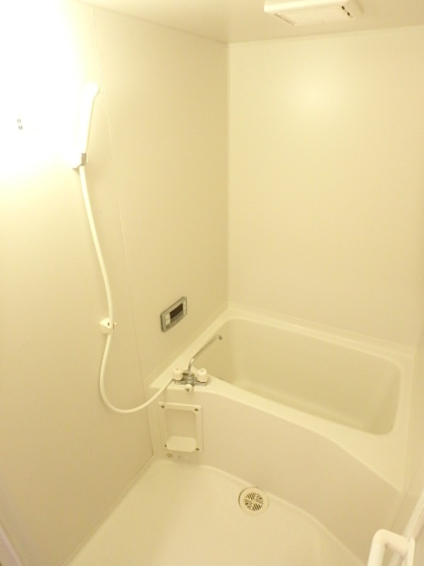 バス・シャワールーム　図面と現状に相違がある場合には現状を優先