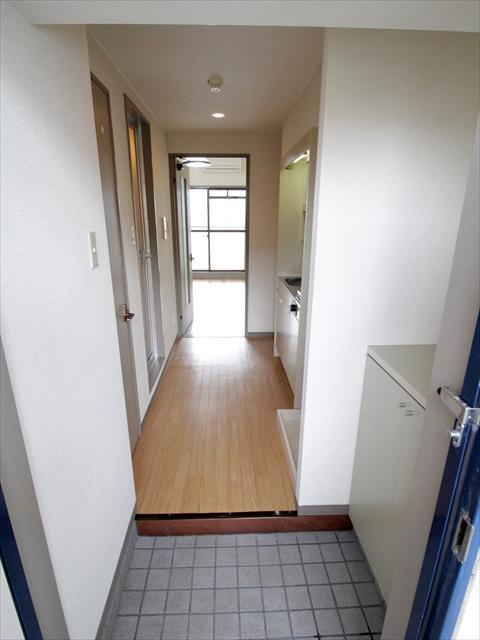 玄関　松山市南江戸　フェニックス南江戸　玄関