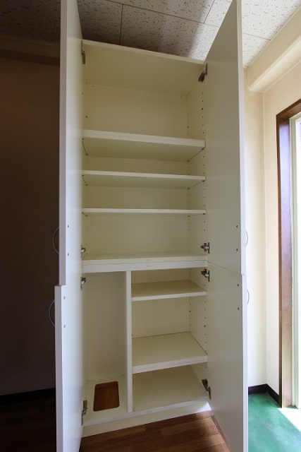 収納　同物件別号室