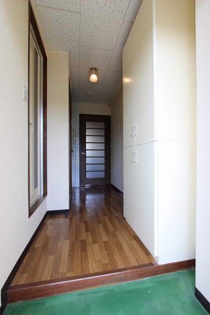 玄関　同物件別号室