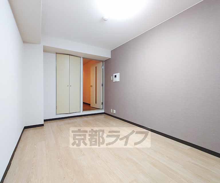 居室・リビング　広いお部屋です