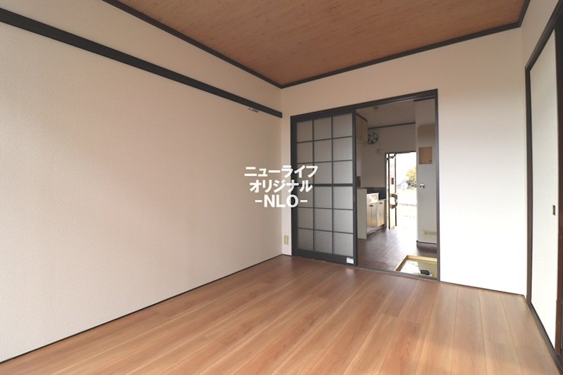 居室・リビング　収納付。お部屋を広く使えます