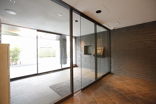 エントランス　エントランス