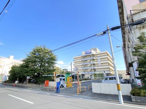 役所　泉大津市役所（役所）まで588m