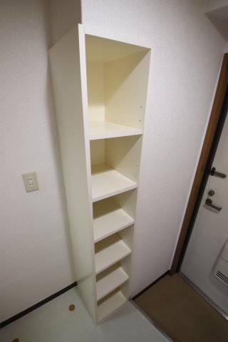 収納　シューズボックス