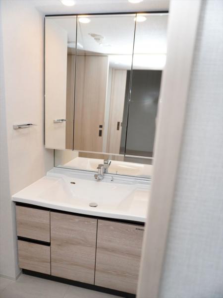 洗面設備　洗面所