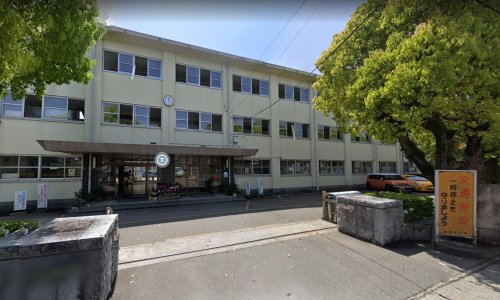 中学校　徳島市立城西中学校（中学校）まで1396m