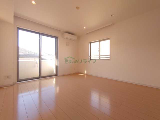 居室・リビング　リライフ下北沢店