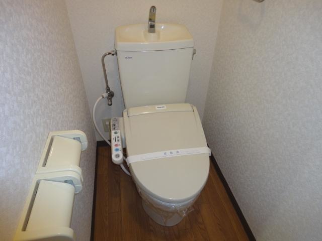 トイレ　シャワー付トイレ