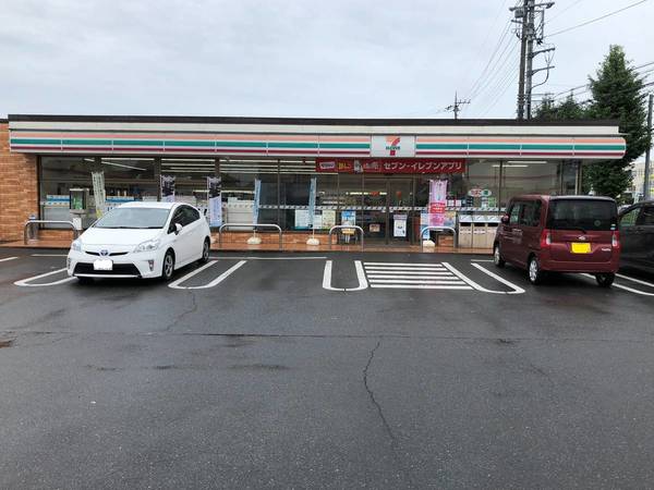 コンビニ　セブンイレブン壬生おもちゃのまち店（コンビニ）まで1000m