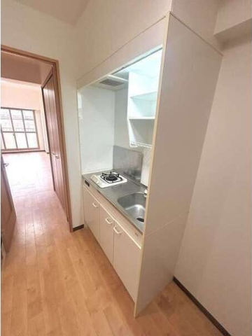 キッチン　同物件の別部屋になります。
