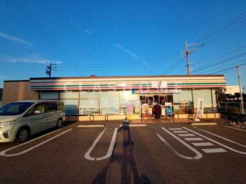 コンビニ　セブンイレブン 三河安城東町1丁目店（コンビニ）まで285m