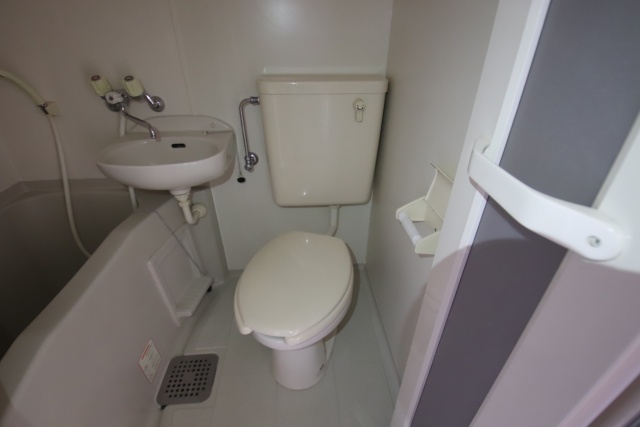 トイレ　※別部屋の参考写真の為、原状優先です。