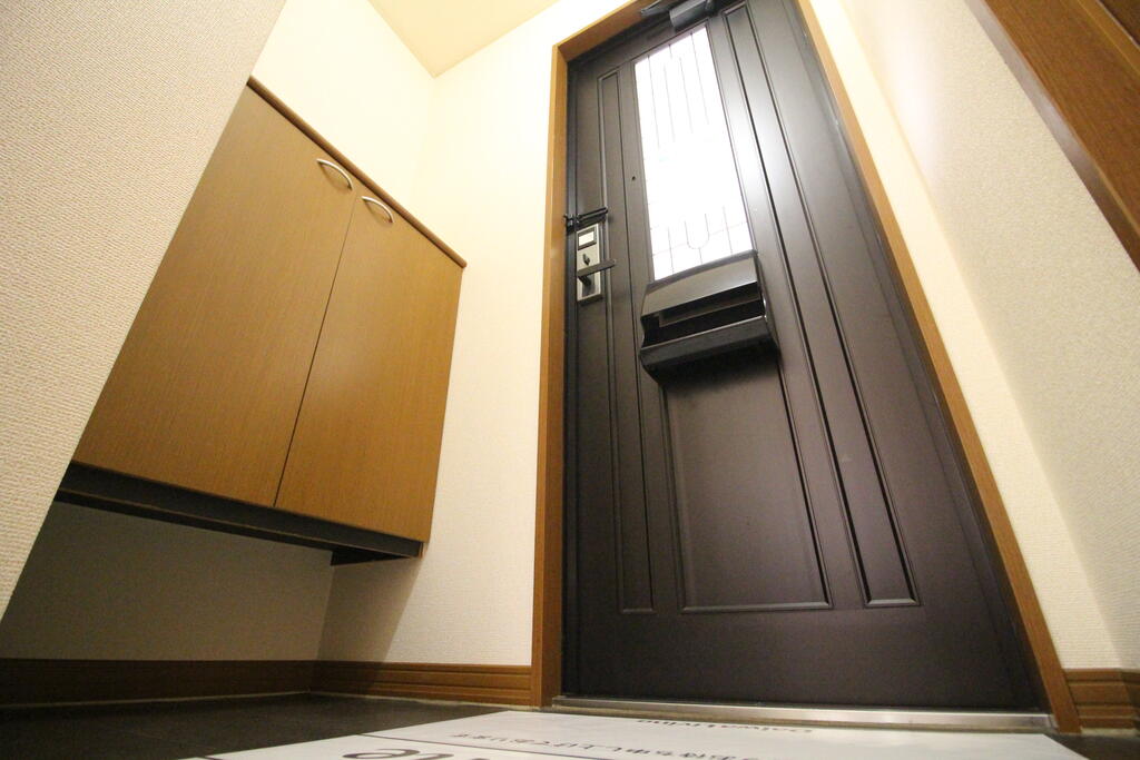 玄関　シューズBOXあります♪