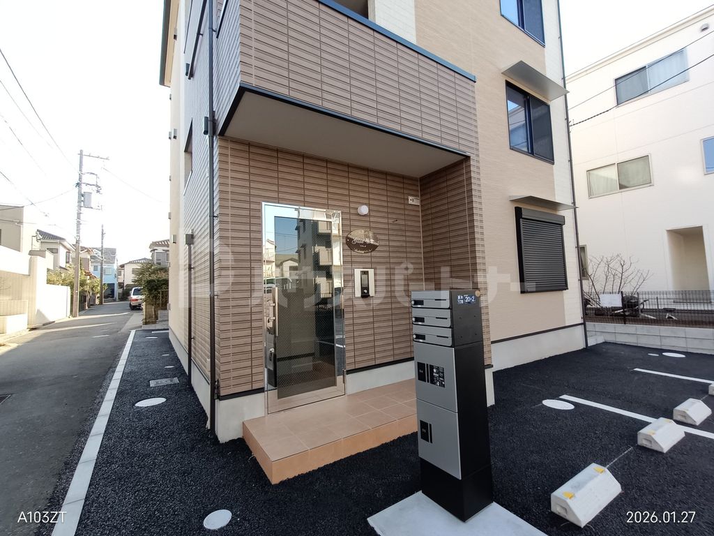 エントランス　エントランス