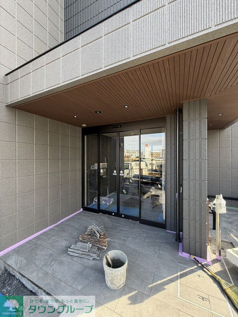 エントランス　エントランス