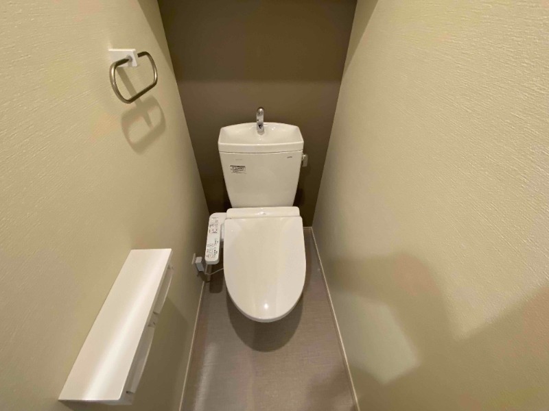 トイレ　同物件別部屋イメージ