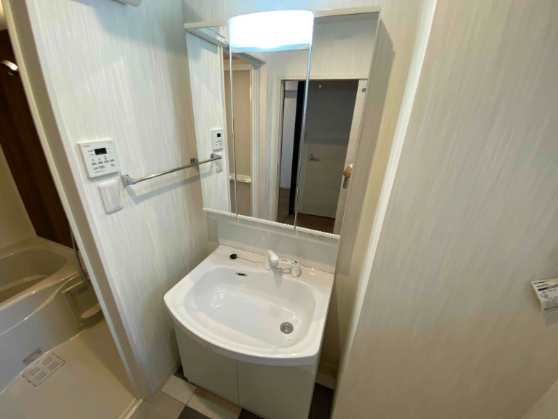 洗面設備　同物件別部屋イメージ