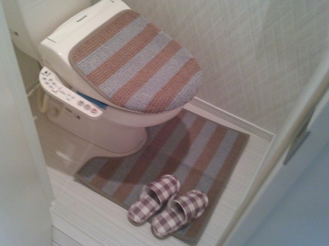 トイレ　暖房便座シャワートイレ