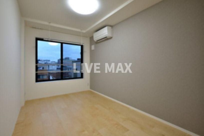 居室・リビング　別号室参考写真