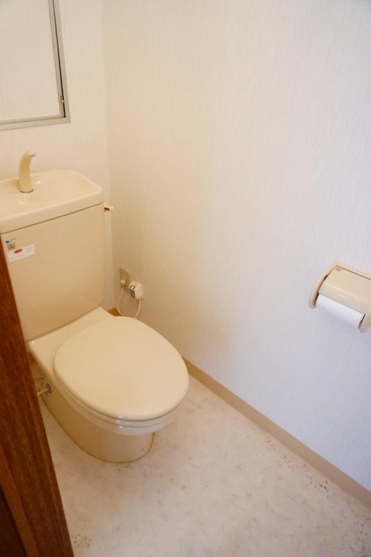 トイレ　トイレ