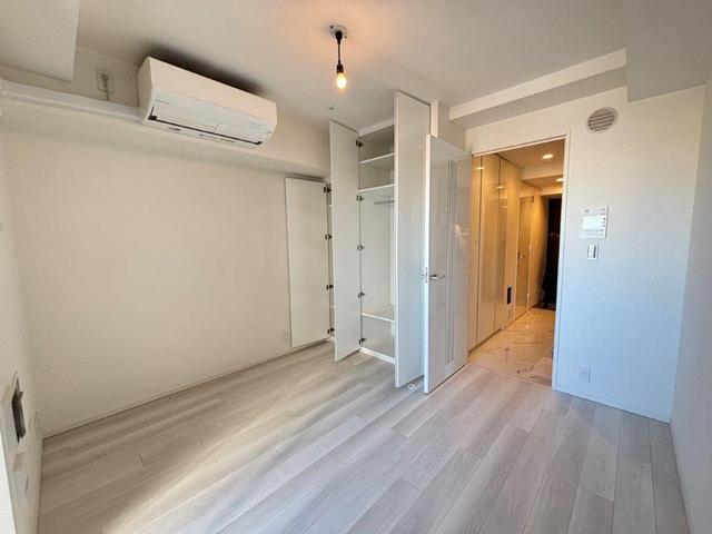 居室・リビング　洋室約７．０．帖