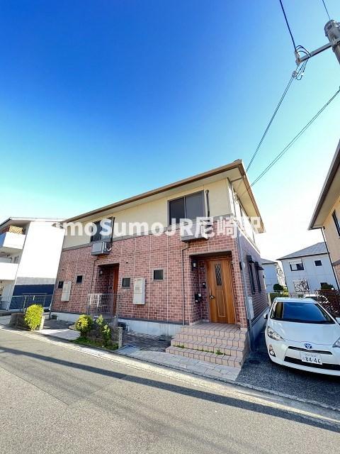 建物外観　外観は落ち着いています