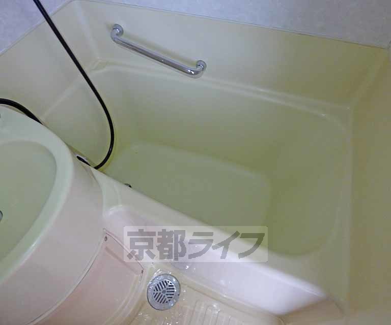 バス・シャワールーム　使いやすいキッチンです。