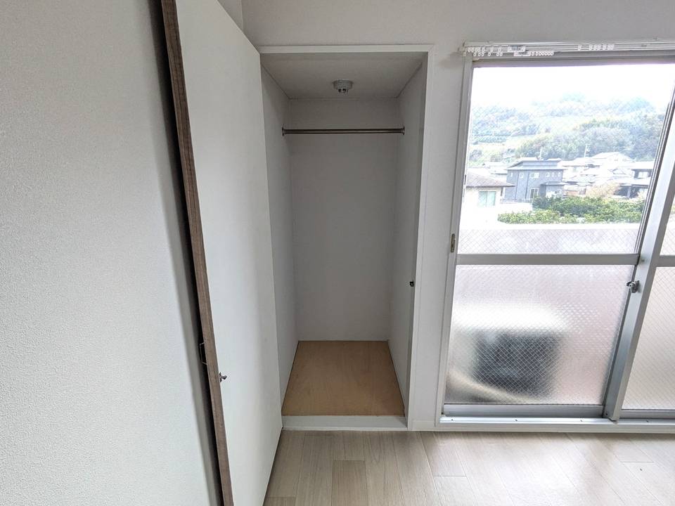 収納　クローゼット