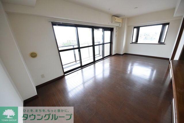 居室・リビング　お問合せはタウンハウジングまで！※現地待合わせ相談可能