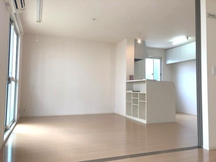 居室・リビング　使いやすい居間です