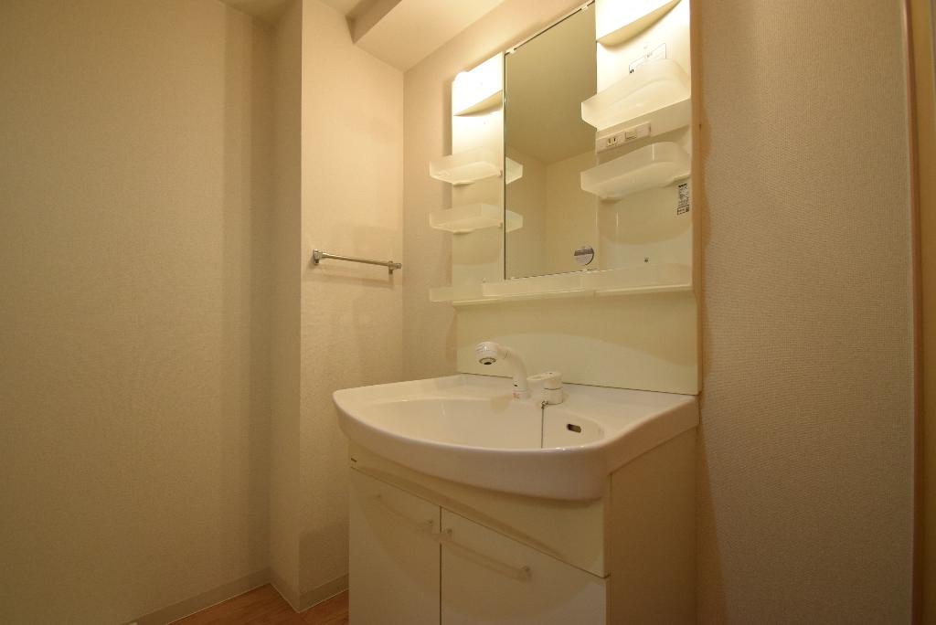 洗面設備　洗髪洗面化粧台