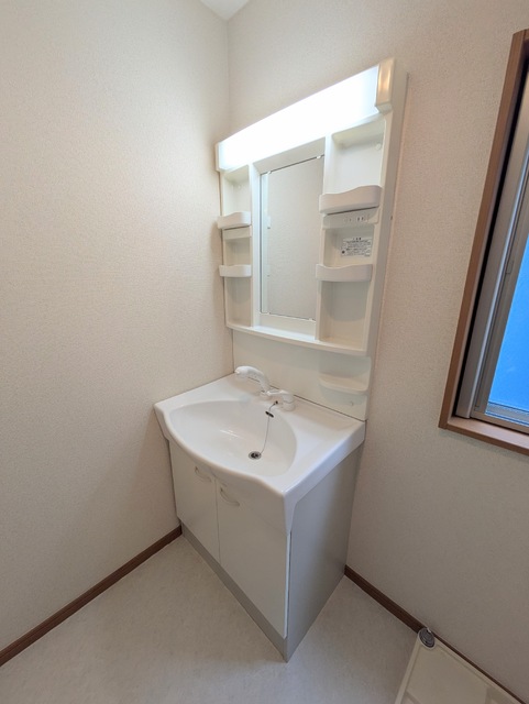 洗面設備　☆便利な独立洗面台