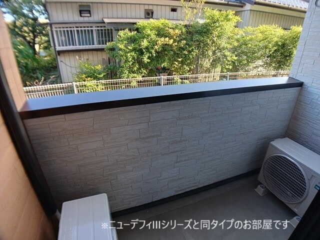 バルコニー　バルコニー 現況優先。