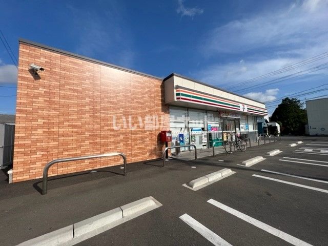 コンビニ　セブンイレブン岩沼二木二丁目店（コンビニ）まで218m