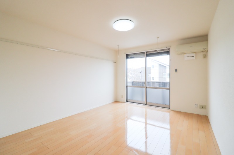 居室・リビング　図面と現状に相違がある場合には現状を優先