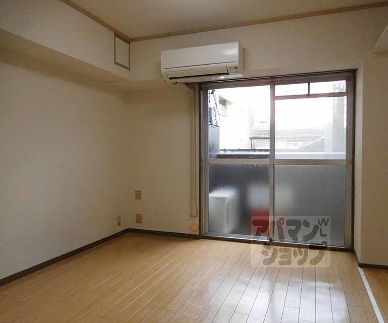 居室・リビング　洋室