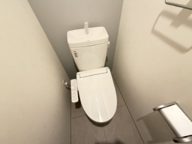 トイレ　同型タイプ物件の写真です。