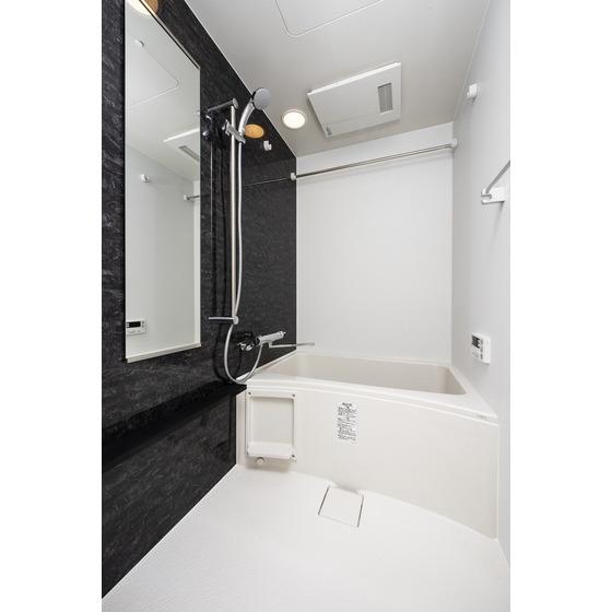 バス・シャワールーム　バスルーム