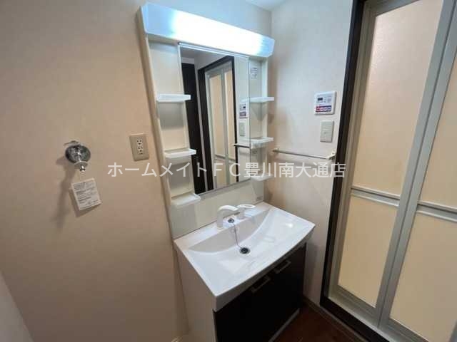洗面設備　同型別部屋写真