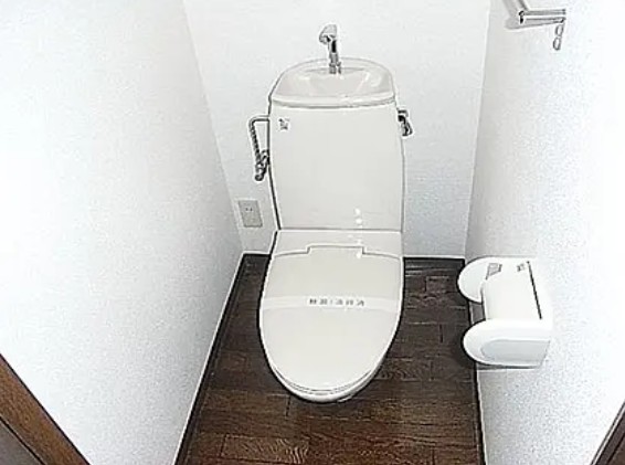 トイレ　トイレ